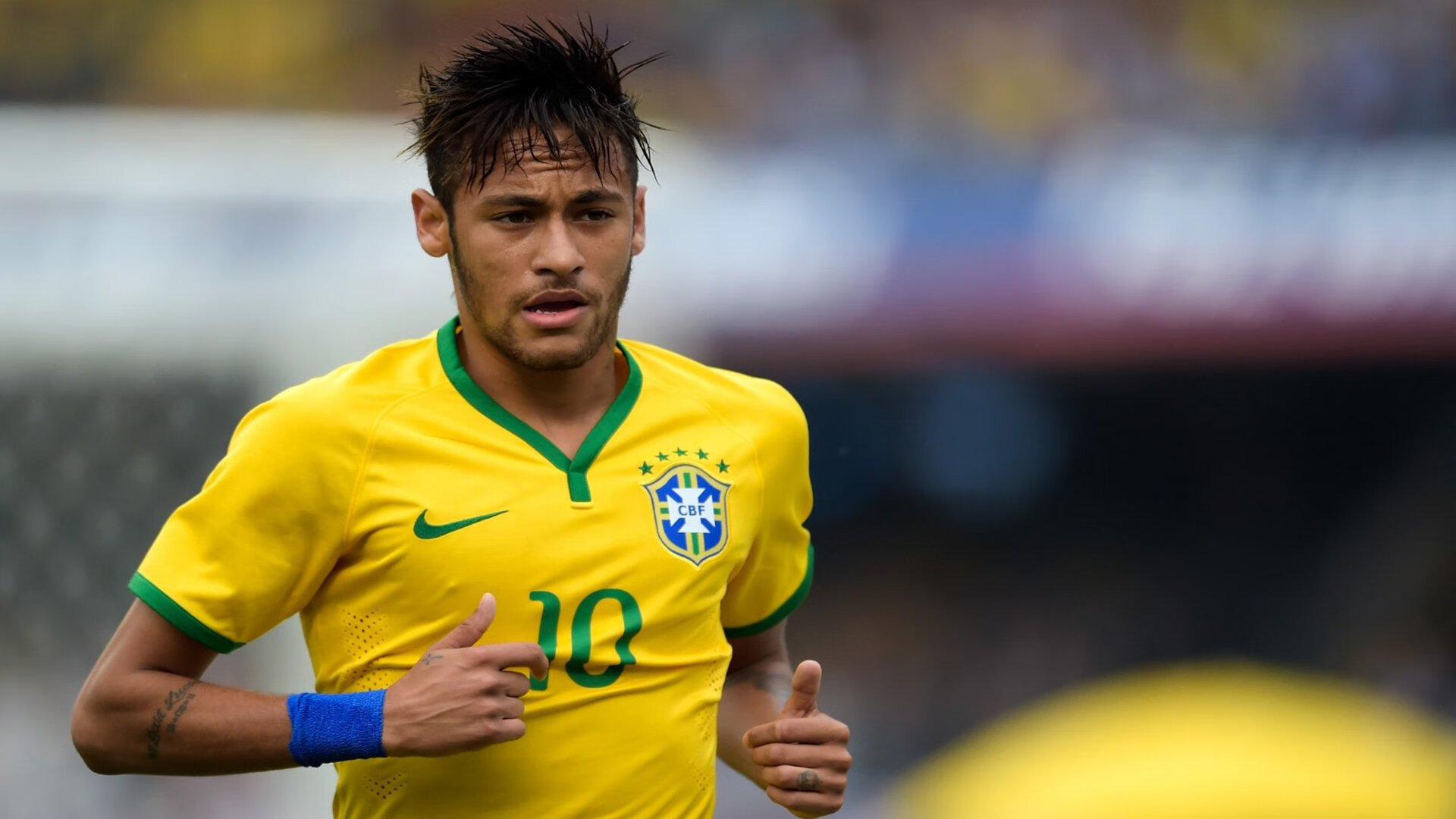 比尔这赛季稳得离谱，每场都有惊喜表现，比尔进过几次季后赛