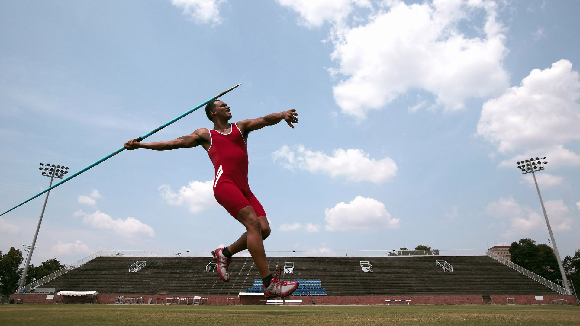 《堡垒之夜》跨界合作再升级，推出联合专属皮肤，堡垒之夜互动特效皮肤