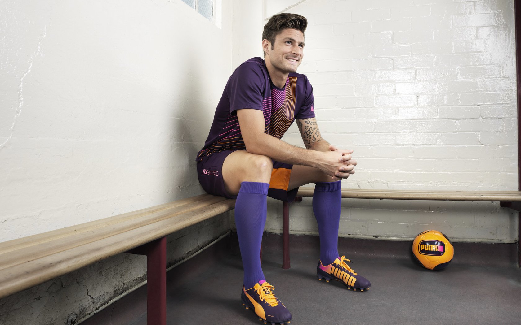 沙滩网球城市体验赛 网球与沙滩排球规则混合改编